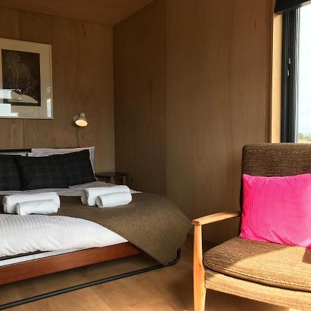 Macaulay Farm Cabin Сторноуей Екстериор снимка